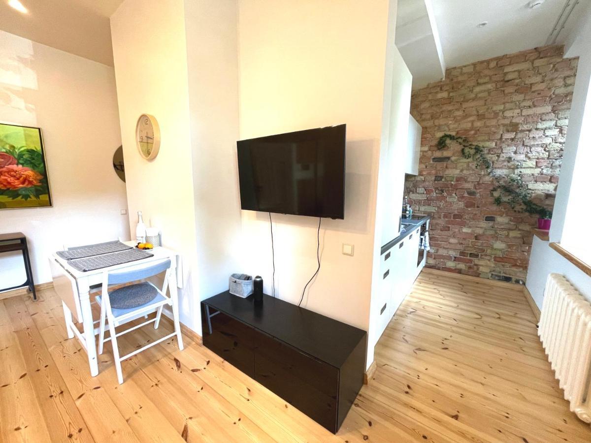 Cozy Home Matisa Apartment, Free Parking, Self Check-In Рига Екстериор снимка